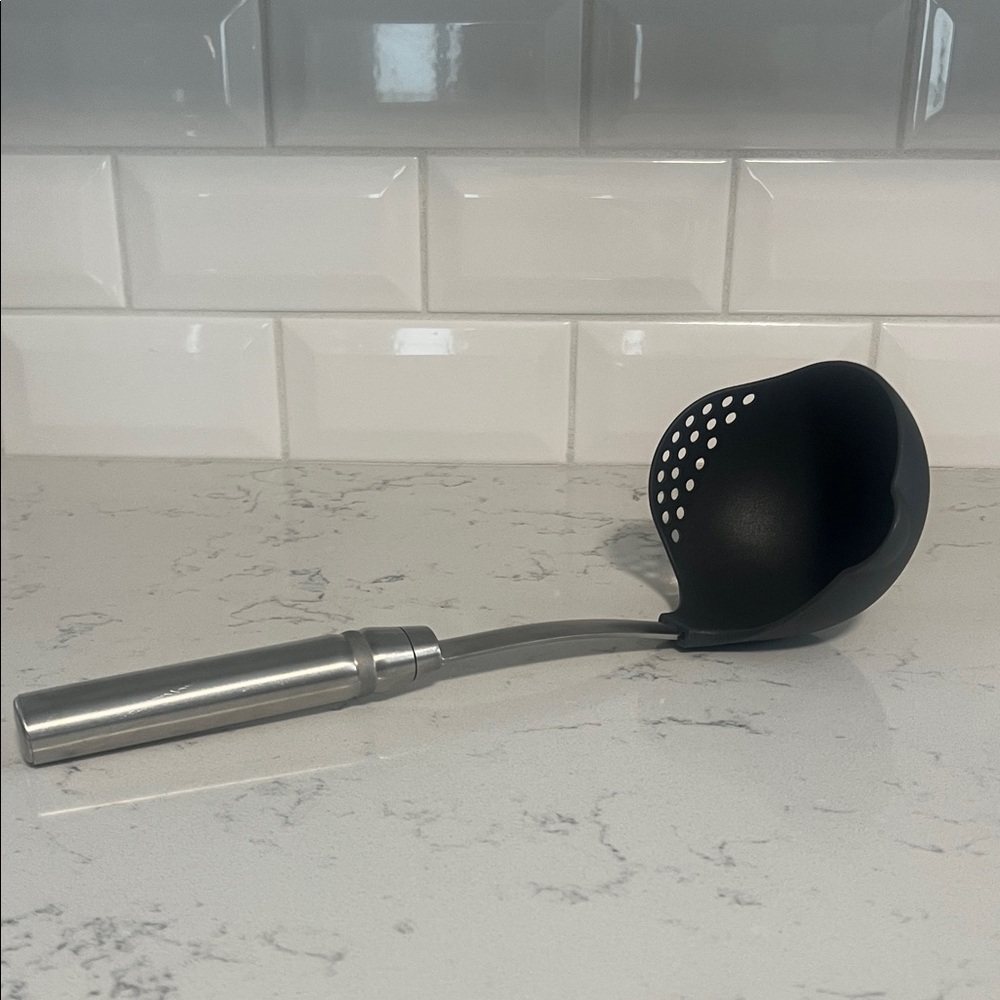 Pampered Chef ladle